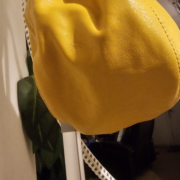 Michael Kors - Picture 3 of 6